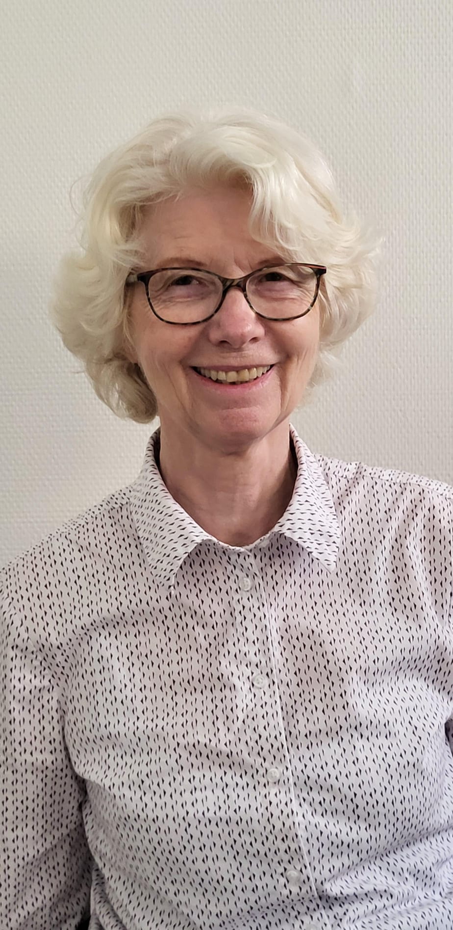 Angela Dr. Angela Courtial